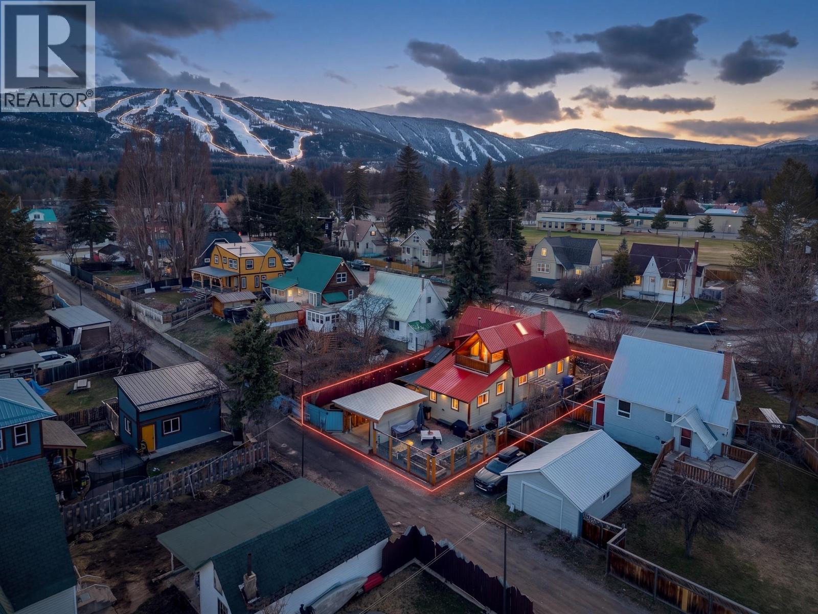 612 NELSON Street - 5