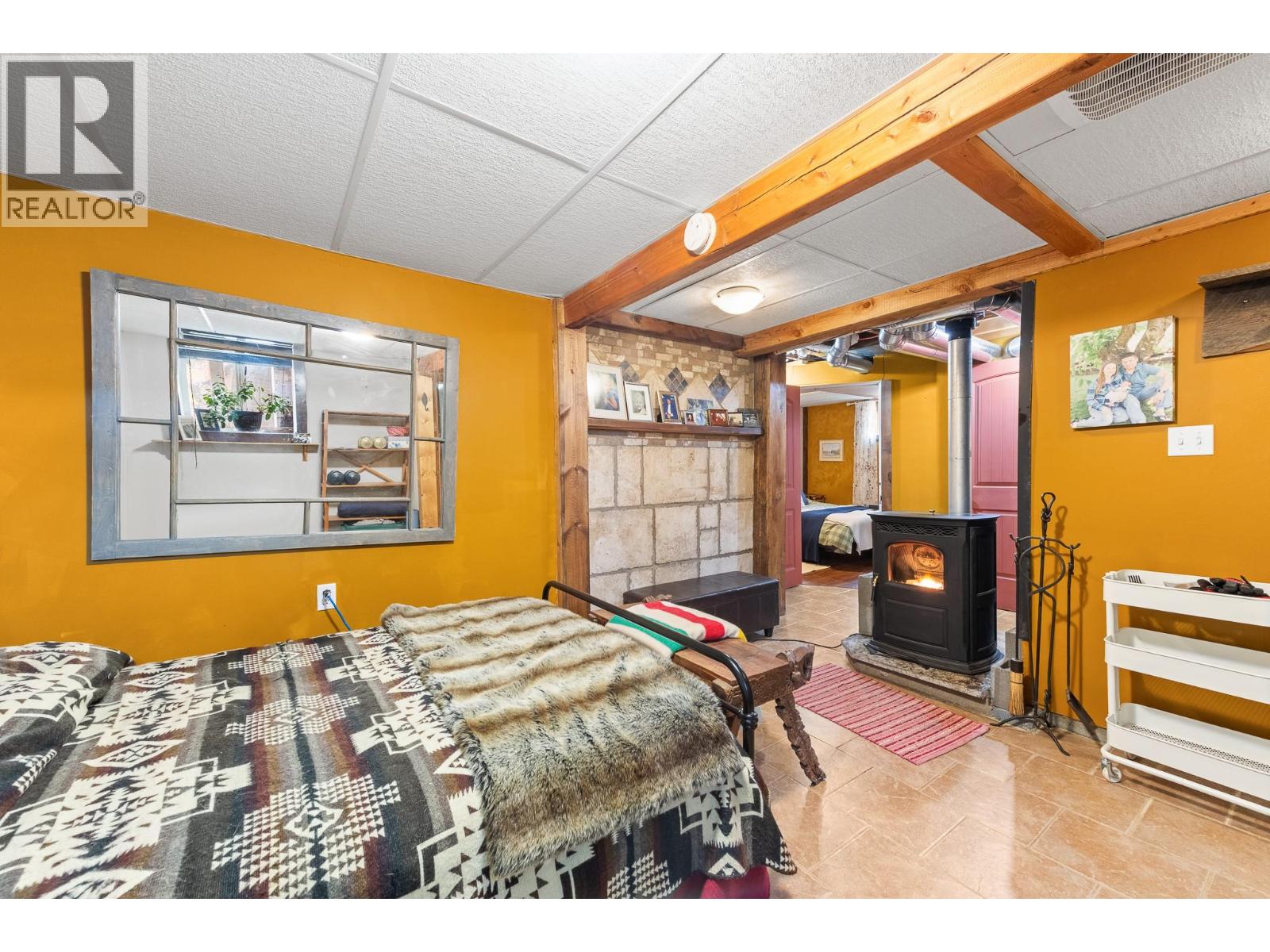 612 NELSON Street - 51