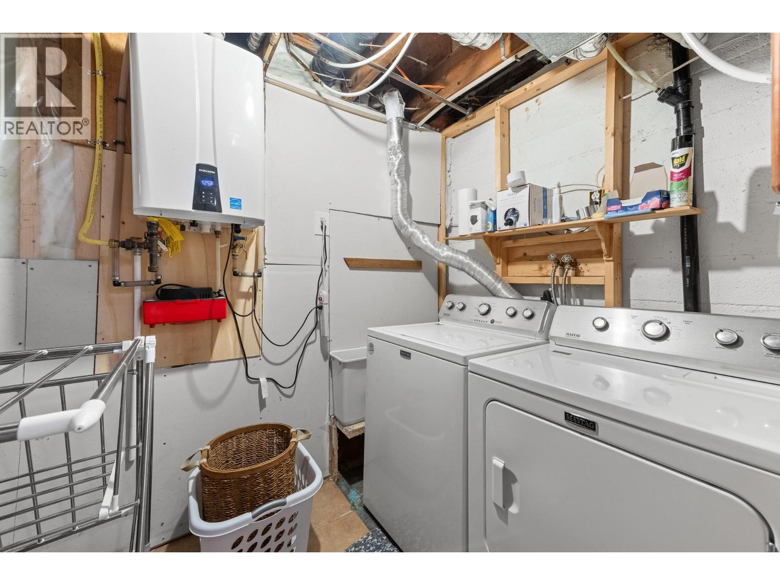 612 NELSON Street - 53