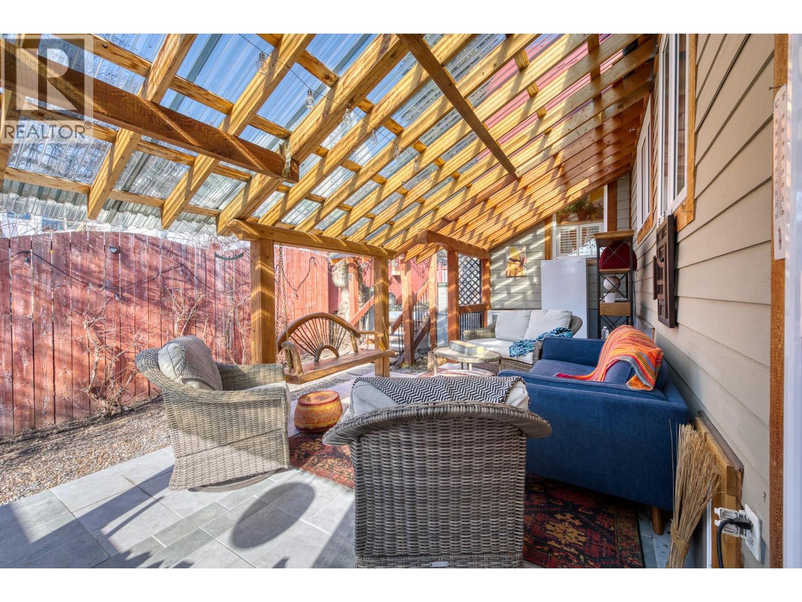 612 NELSON Street - 55