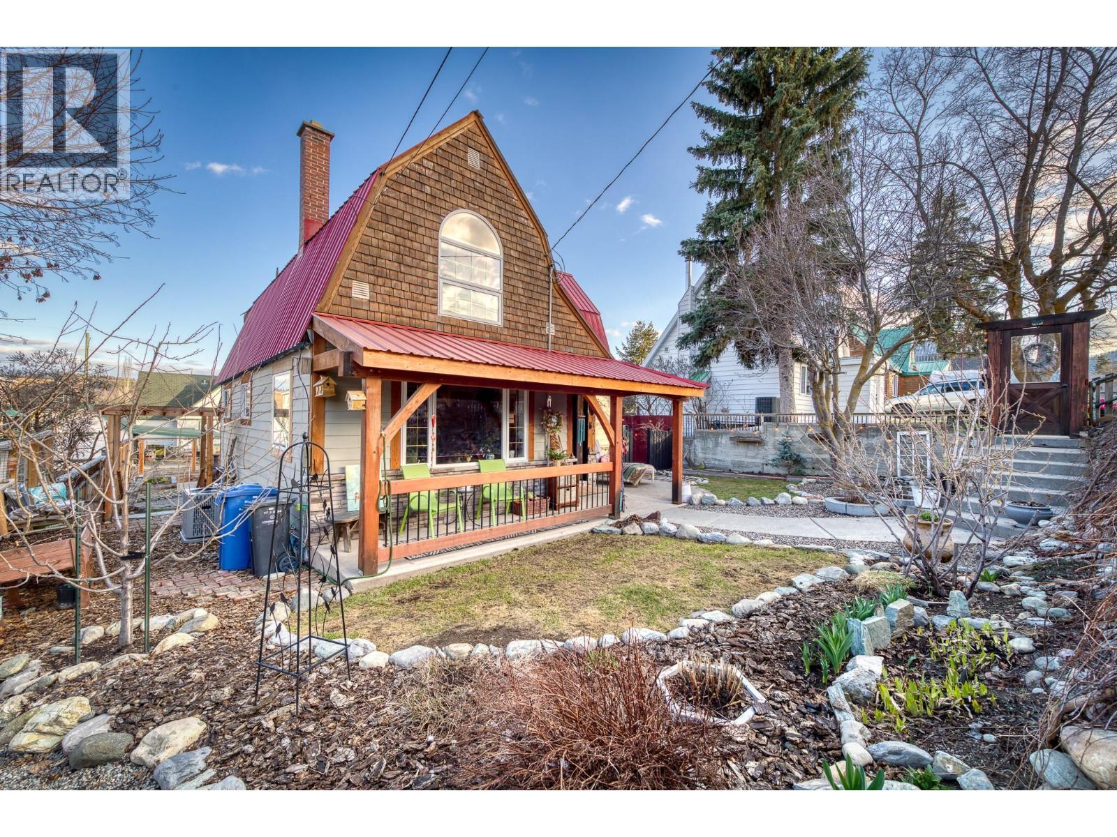 612 NELSON Street - 9