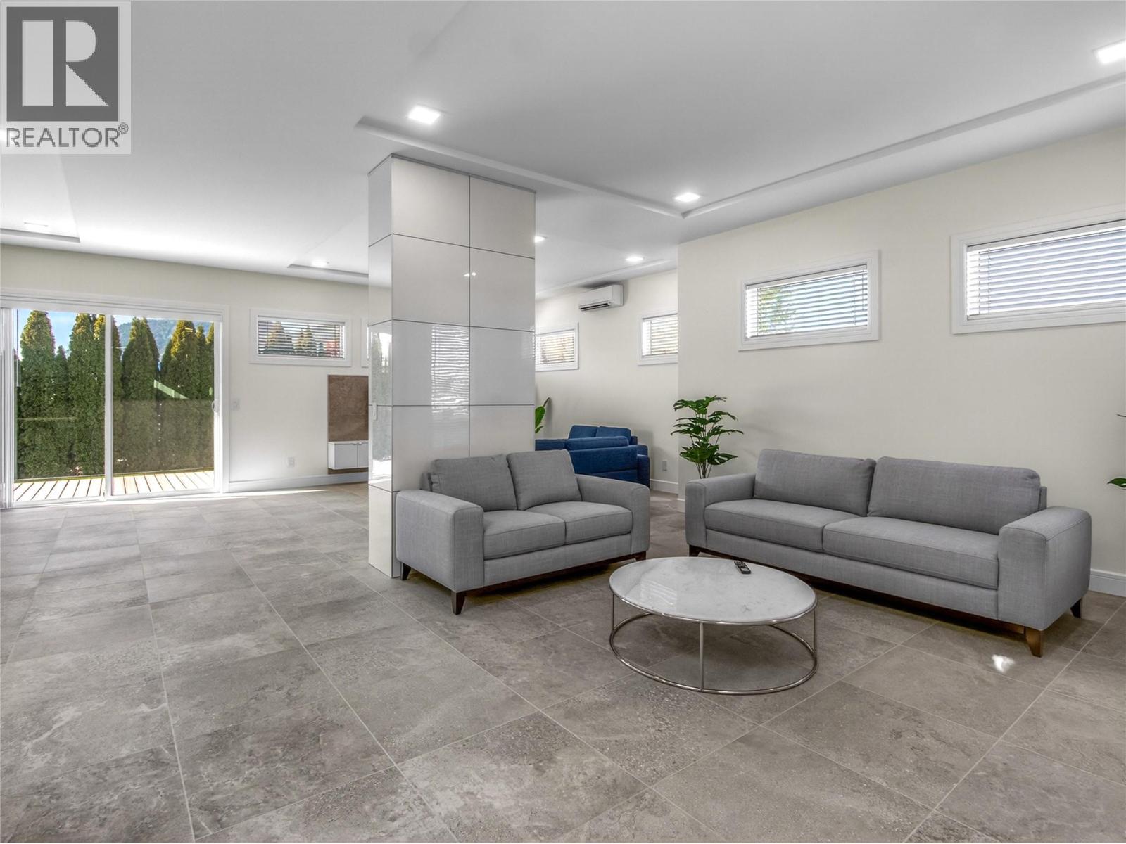 1723 Treffry Place, Summerland