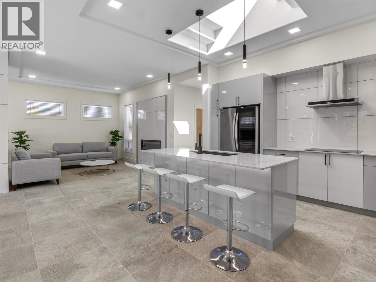1723 Treffry Place - 2