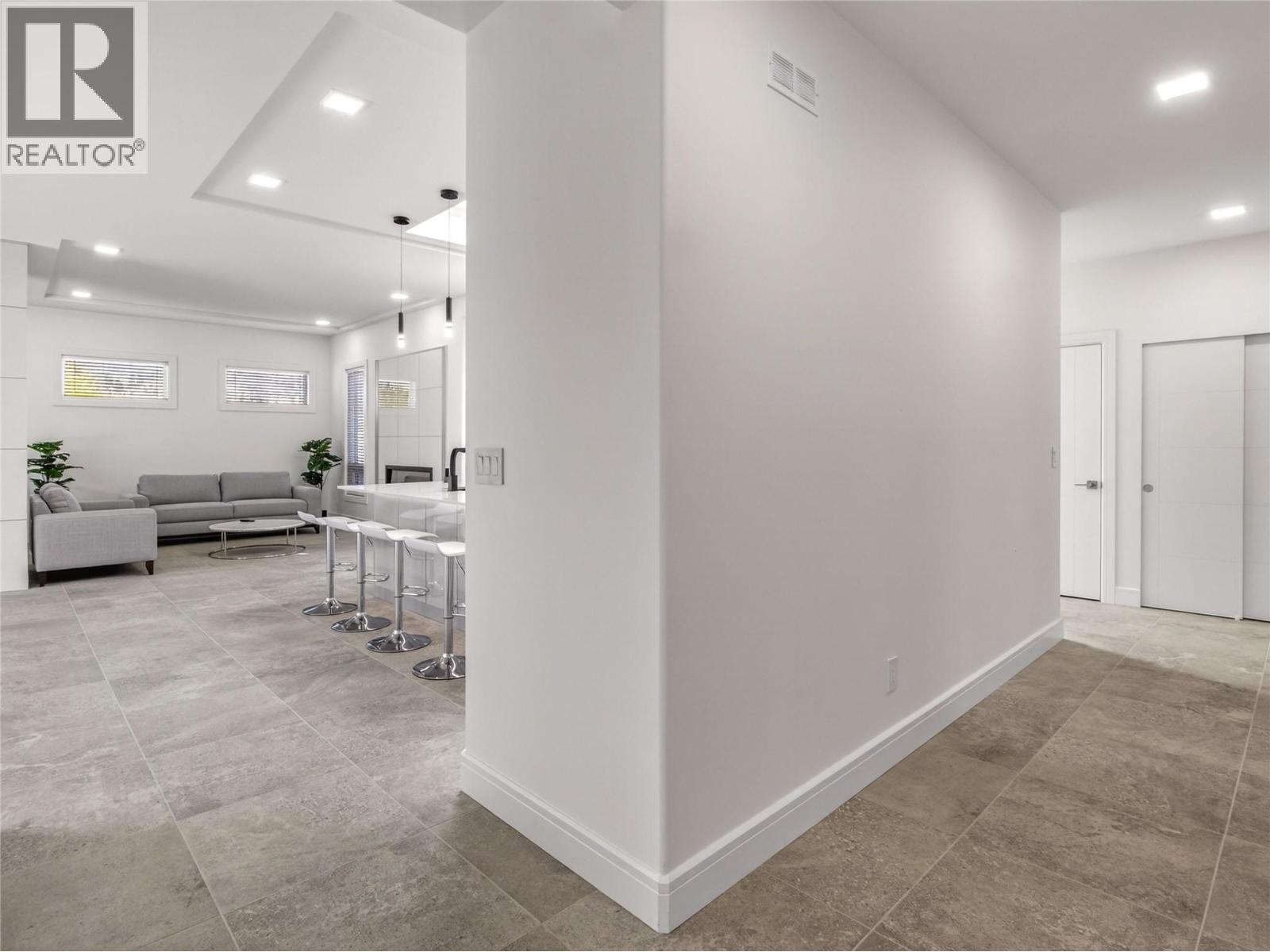 1723 Treffry Place, Summerland