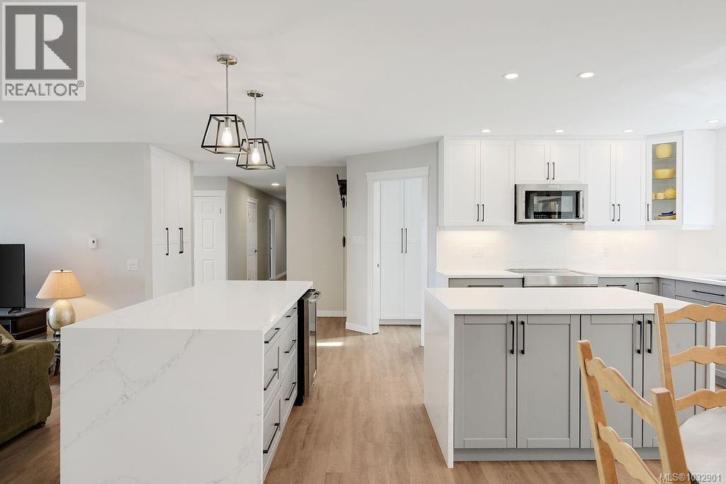 8870 Forest Park Dr - 22