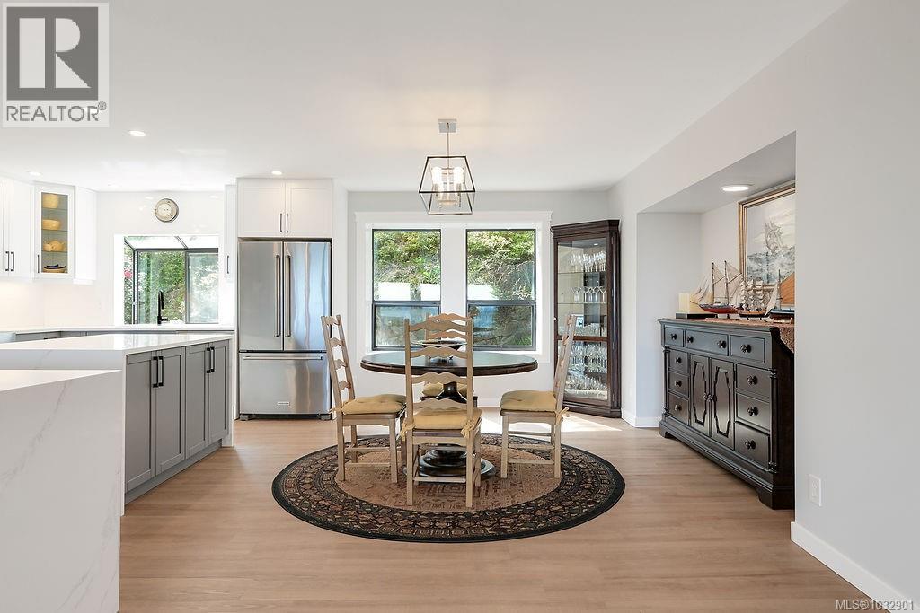 8870 Forest Park Dr - 20
