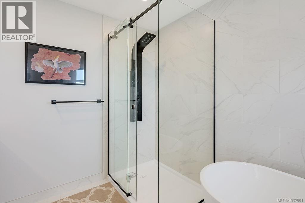 8870 Forest Park Dr - 45
