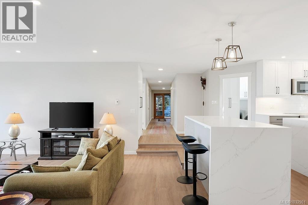 8870 Forest Park Dr - 38