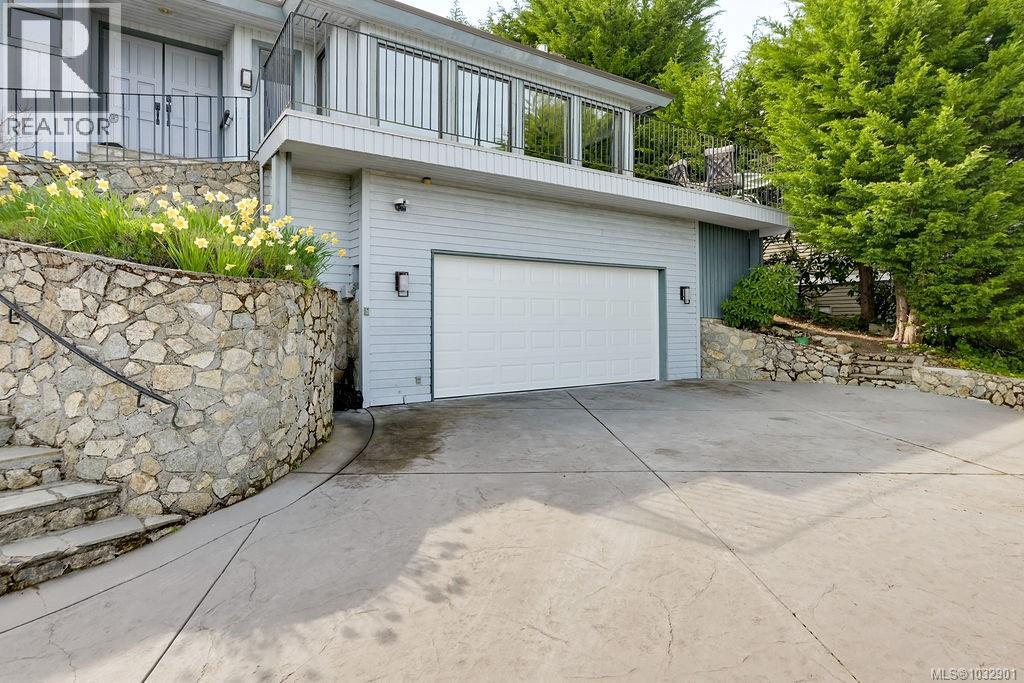 8870 Forest Park Dr - 67