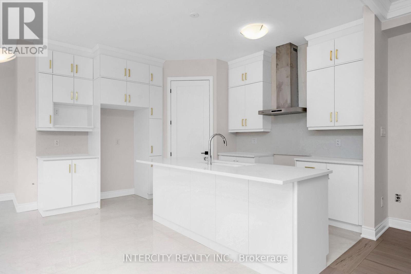15 KEYWORTH CRESCENT - 8