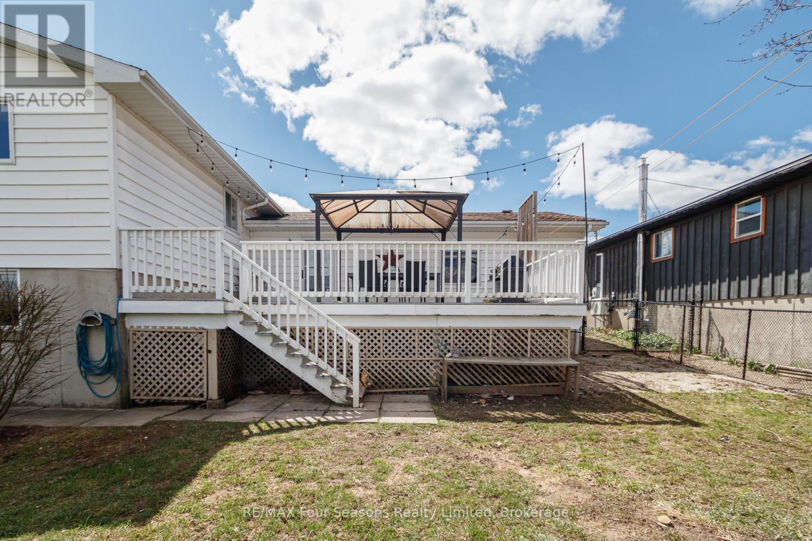 13 CLUGSTON DRIVE - 44