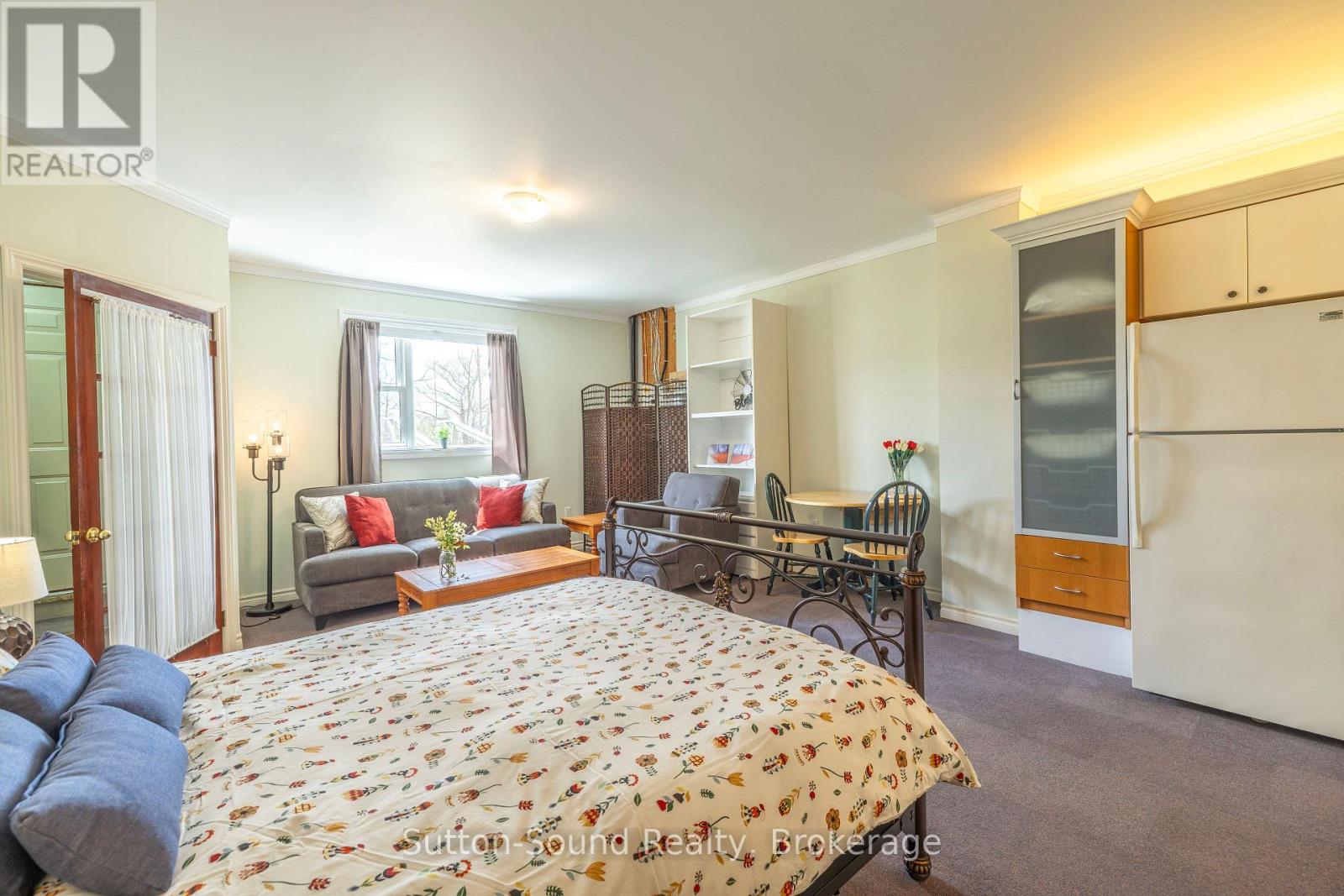 501483 GREY ROAD 1 ROAD - 40
