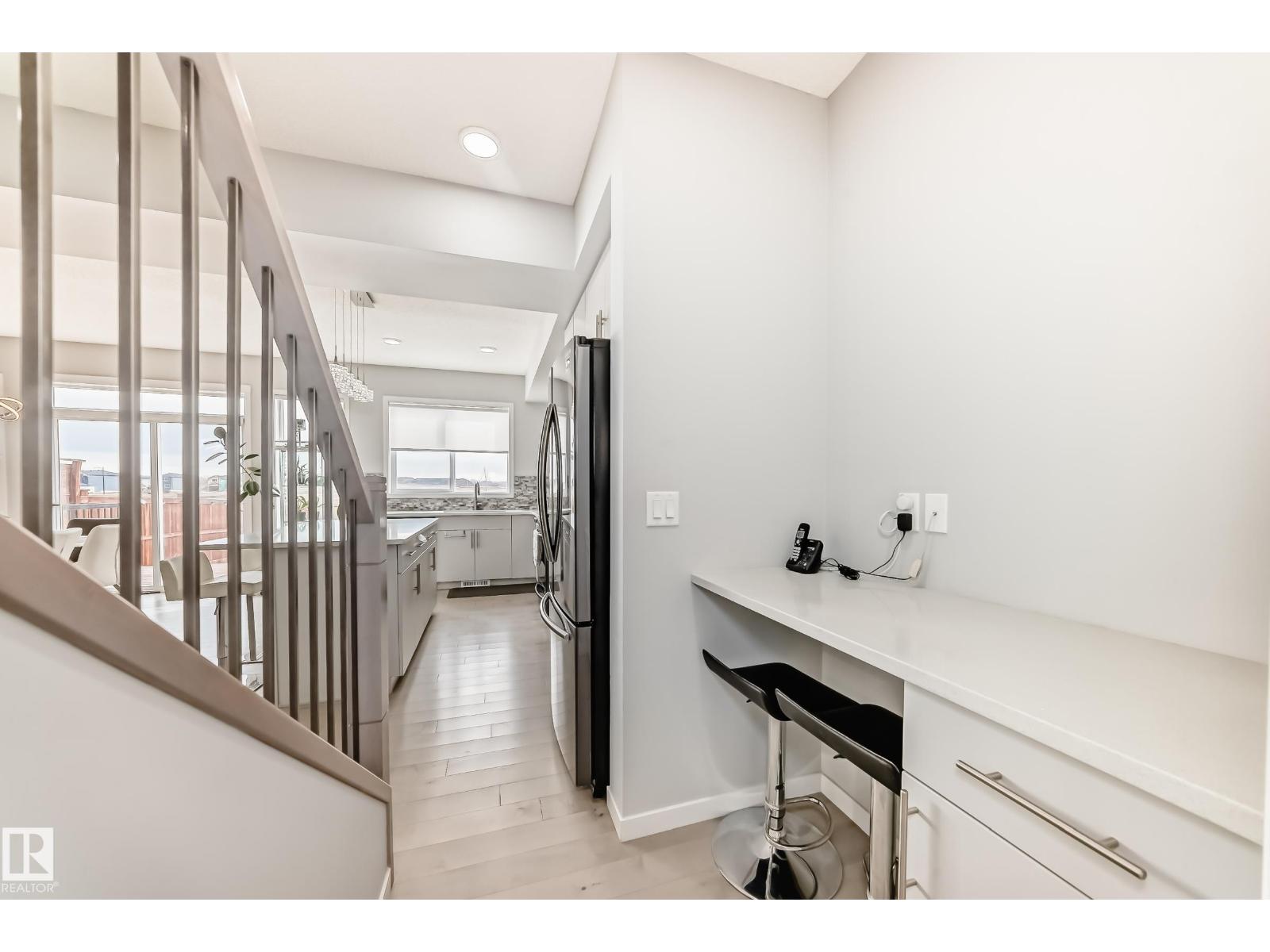 2043 51 ST SW - 20