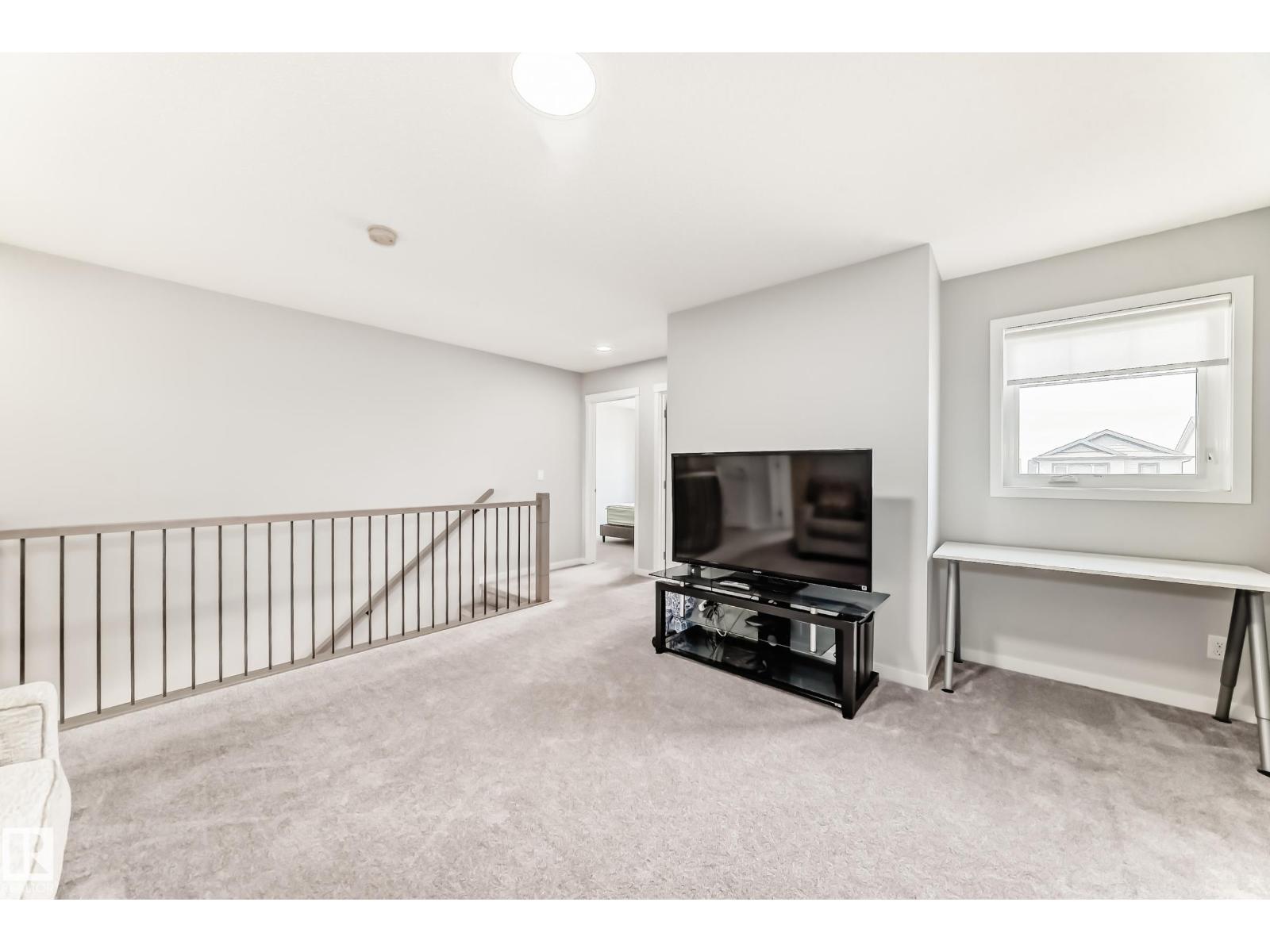 2043 51 ST SW - 39