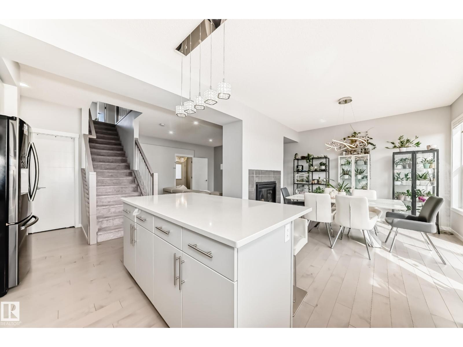 2043 51 ST SW - 7
