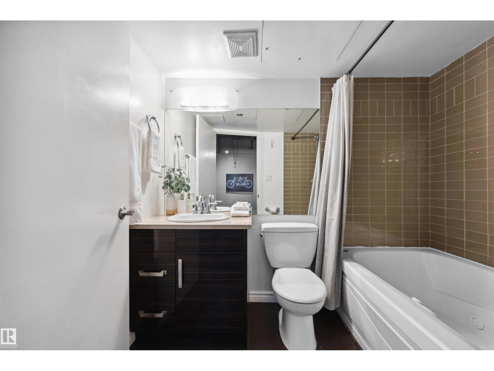 #111 10309 107 ST NW - 34