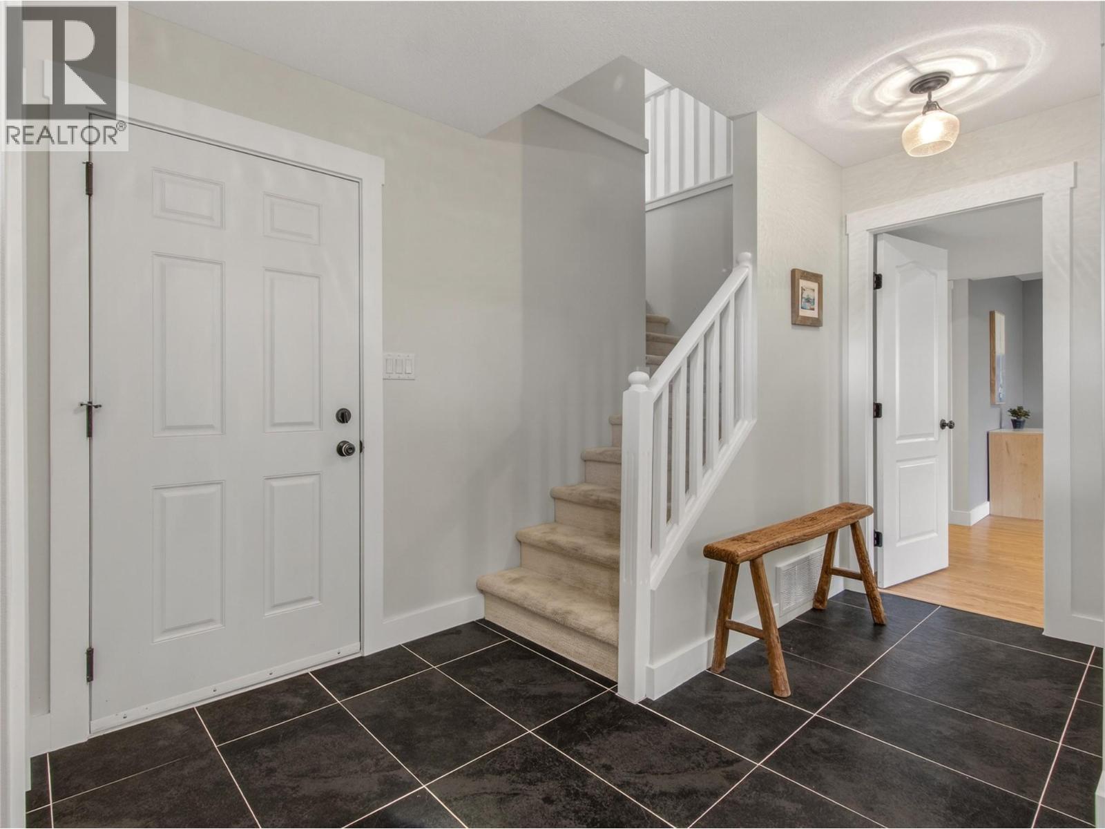 2330 Naramata Road - 31