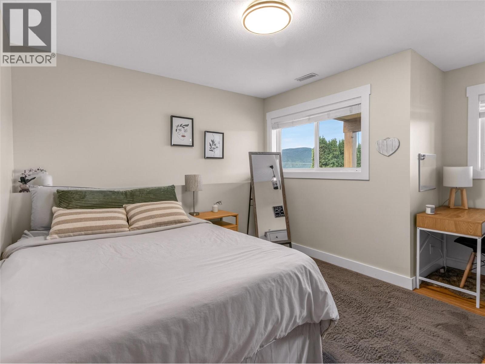 2330 Naramata Road - 38