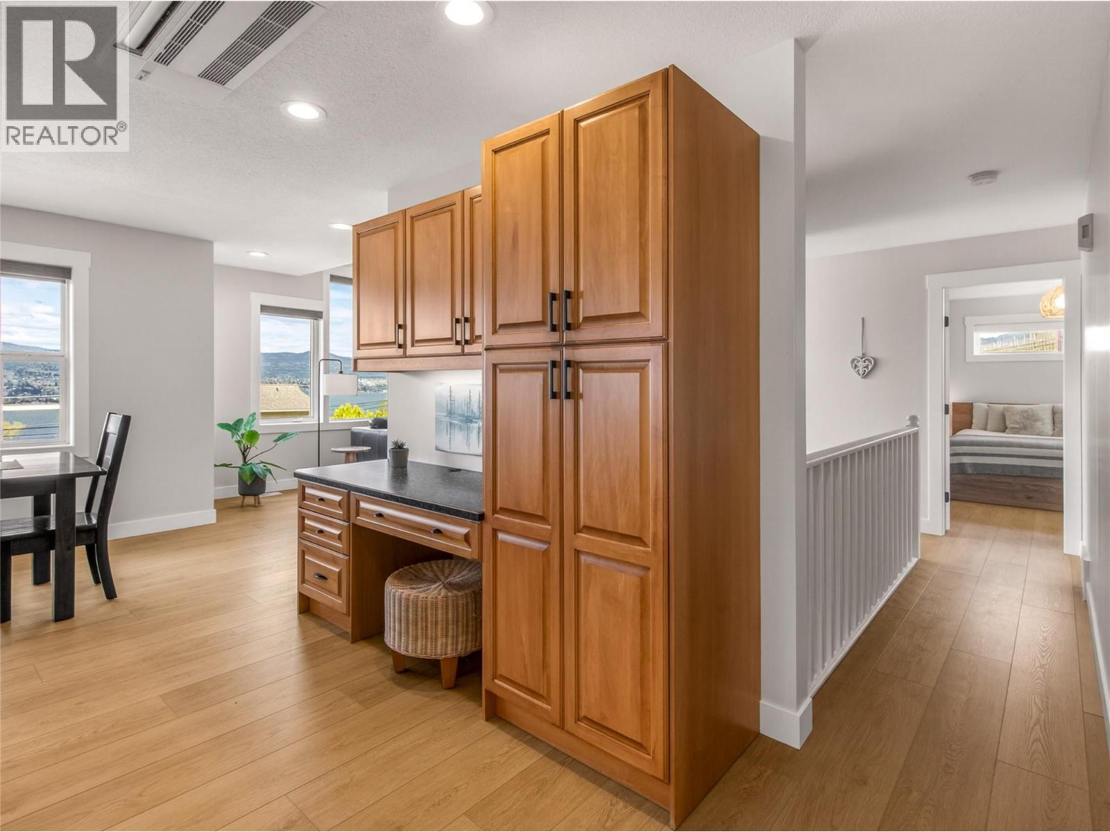 2330 Naramata Road - 14