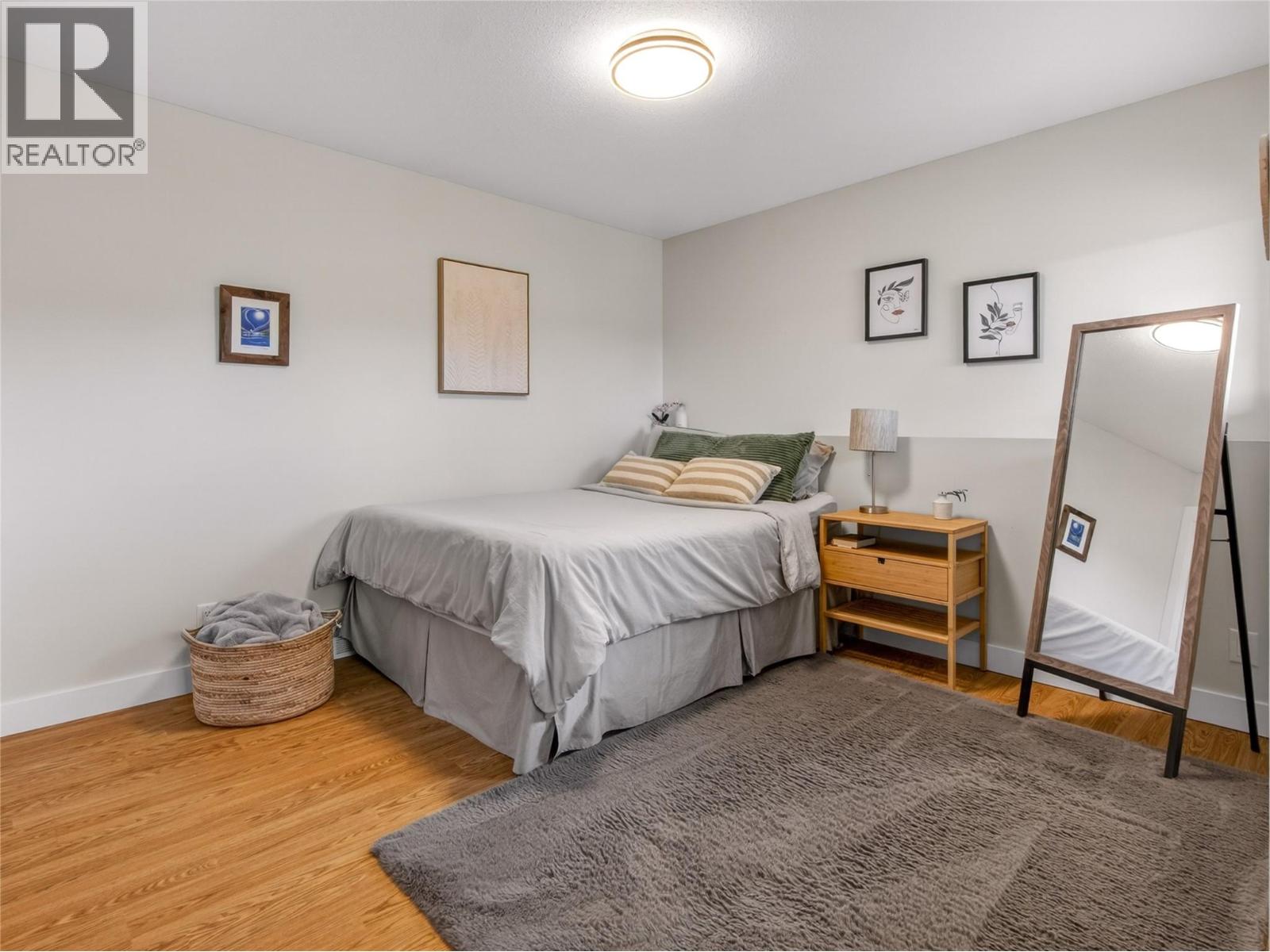 2330 Naramata Road - 37