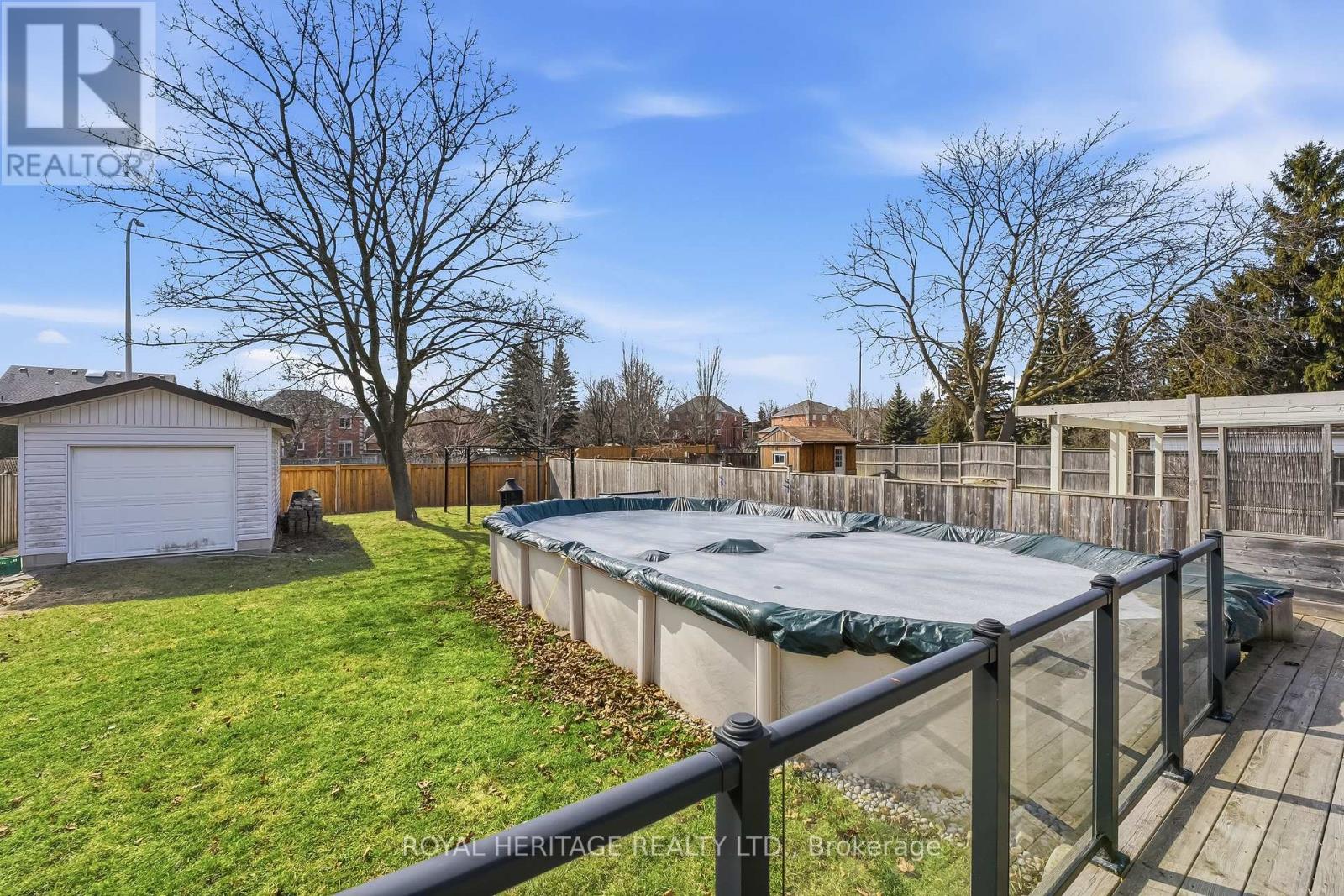 148 GUTHRIE CRESCENT — photo 36