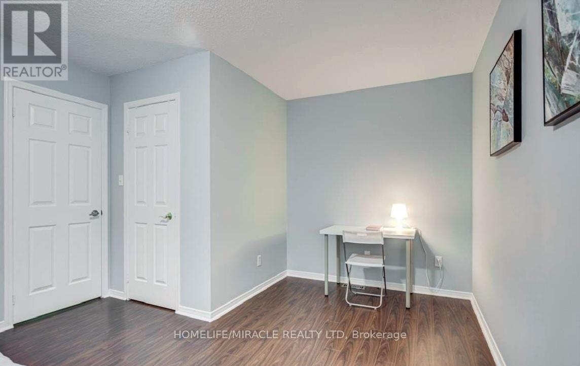 #12 4200 KINGSTON ROAD - 14