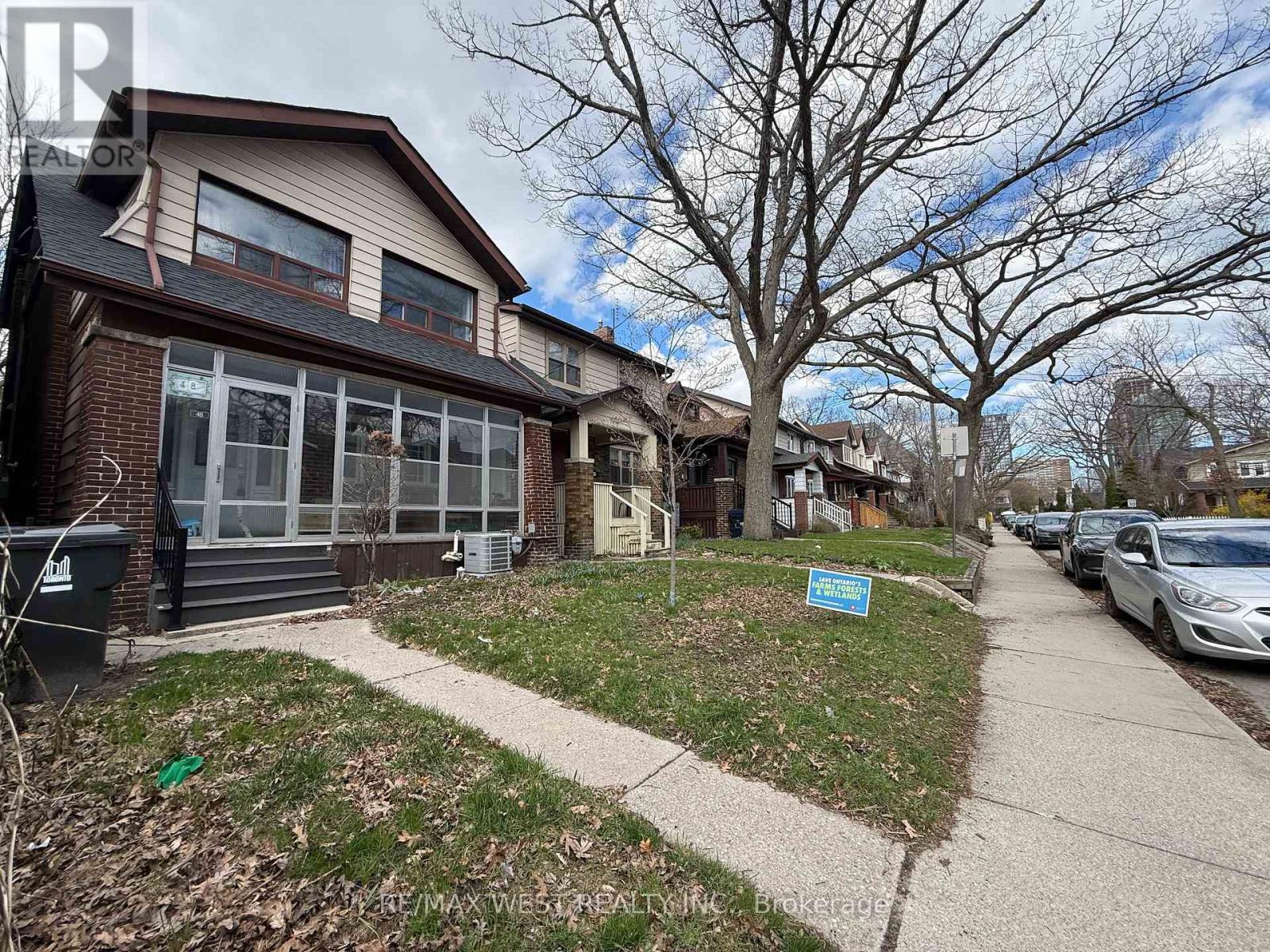 LOWER - 48 KEYSTONE AVENUE