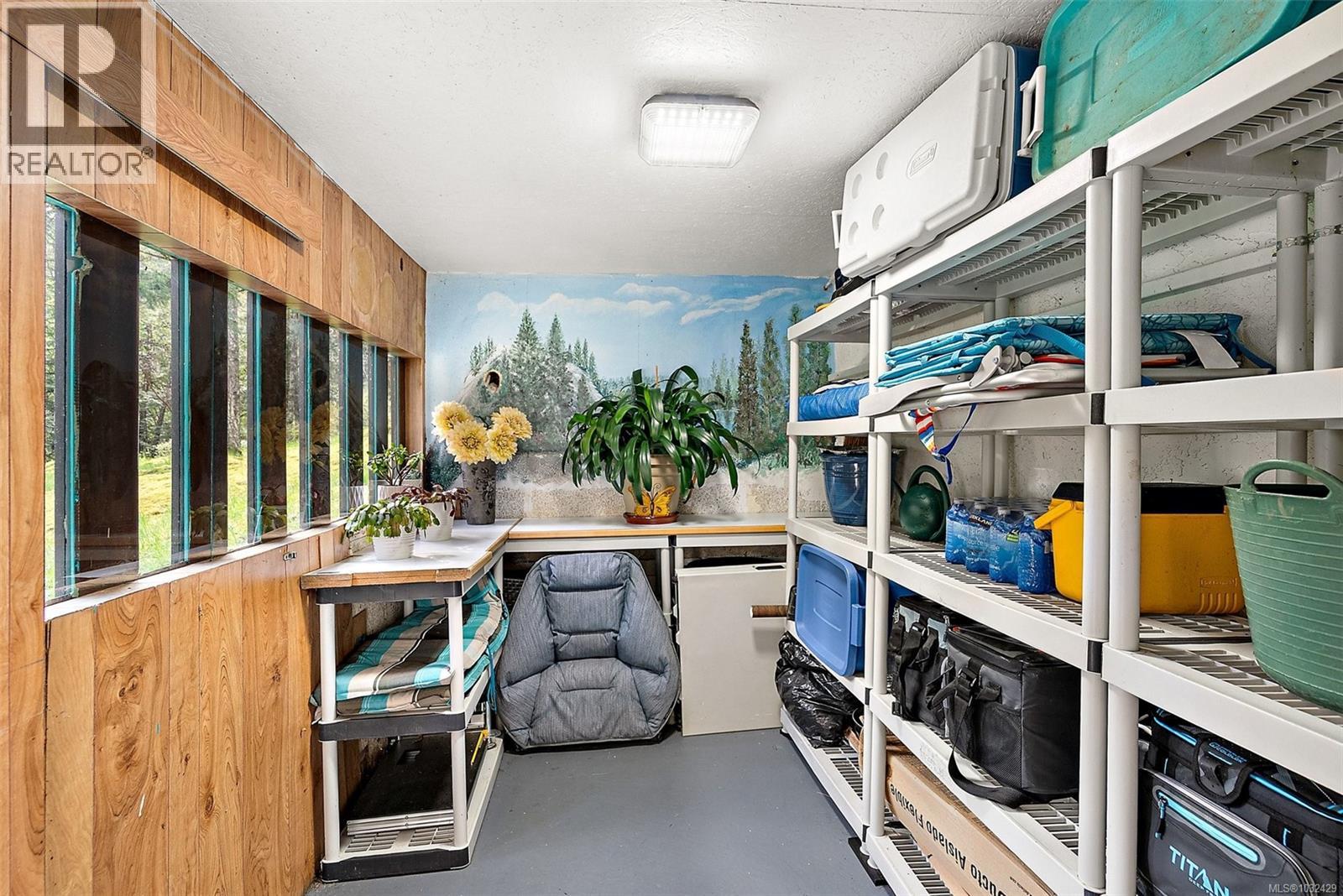 1074 Glen Forest Way, Metchosin