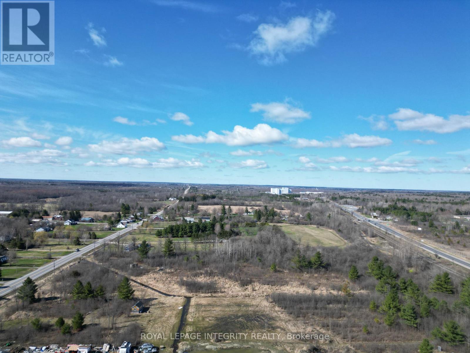 810 CHRISTIE LAKE ROAD — photo 3