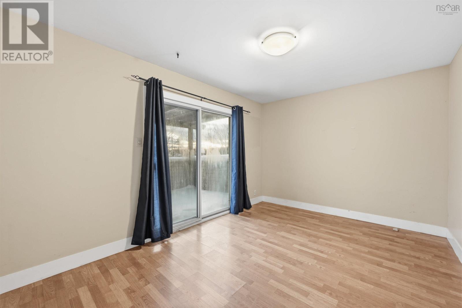 Property 21 of 47 of 27 Grove Avenue