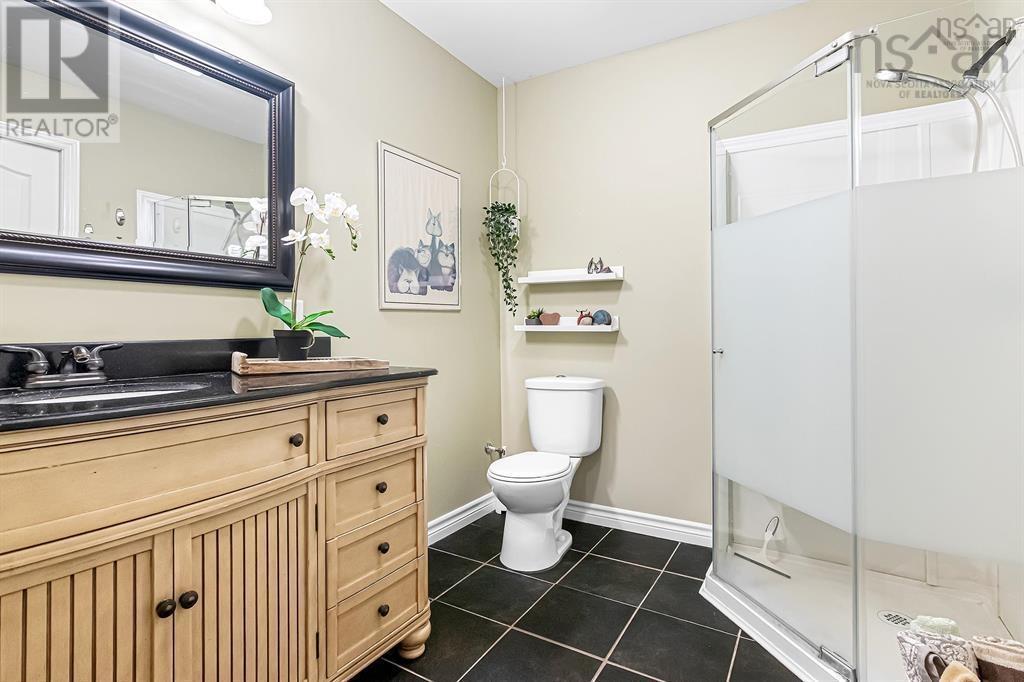 Property 29 of 41 of 579 Highway 1