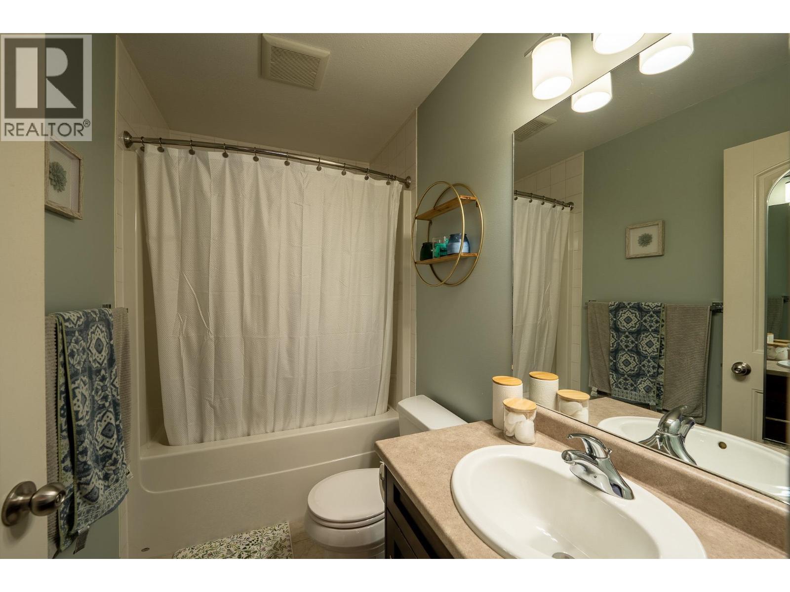 8711 113A AVENUE — photo 13