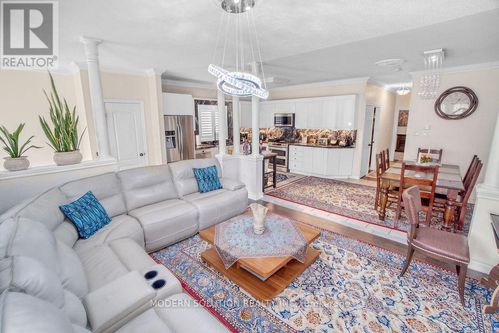 119 BLACKTHORN DRIVE - 17
