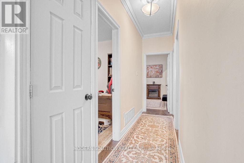 119 BLACKTHORN DRIVE - 18