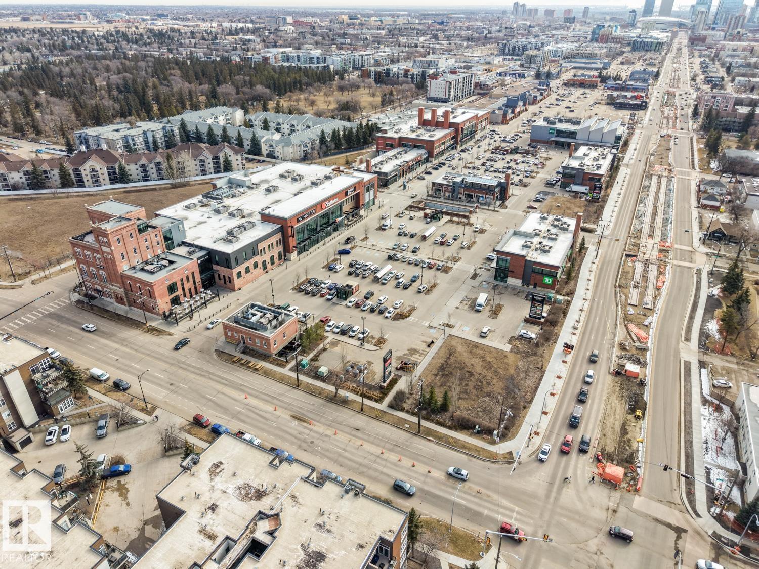 #324 10407 122 ST NW, Edmonton