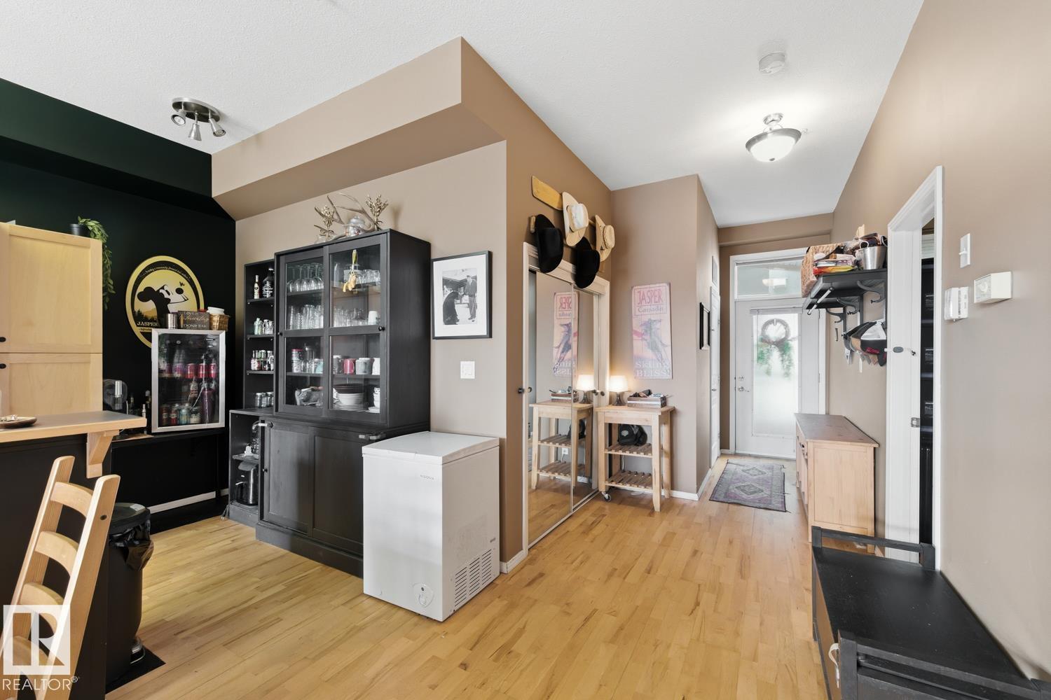 #324 10407 122 ST NW, Edmonton