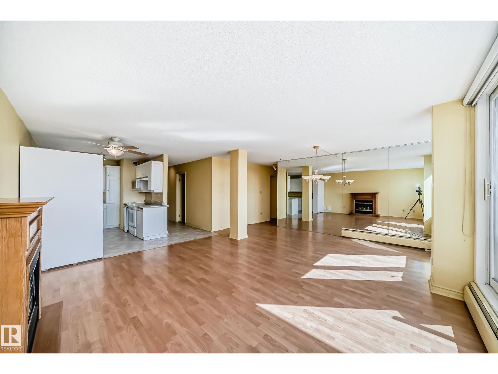#1504 10011 116 ST NW, Edmonton