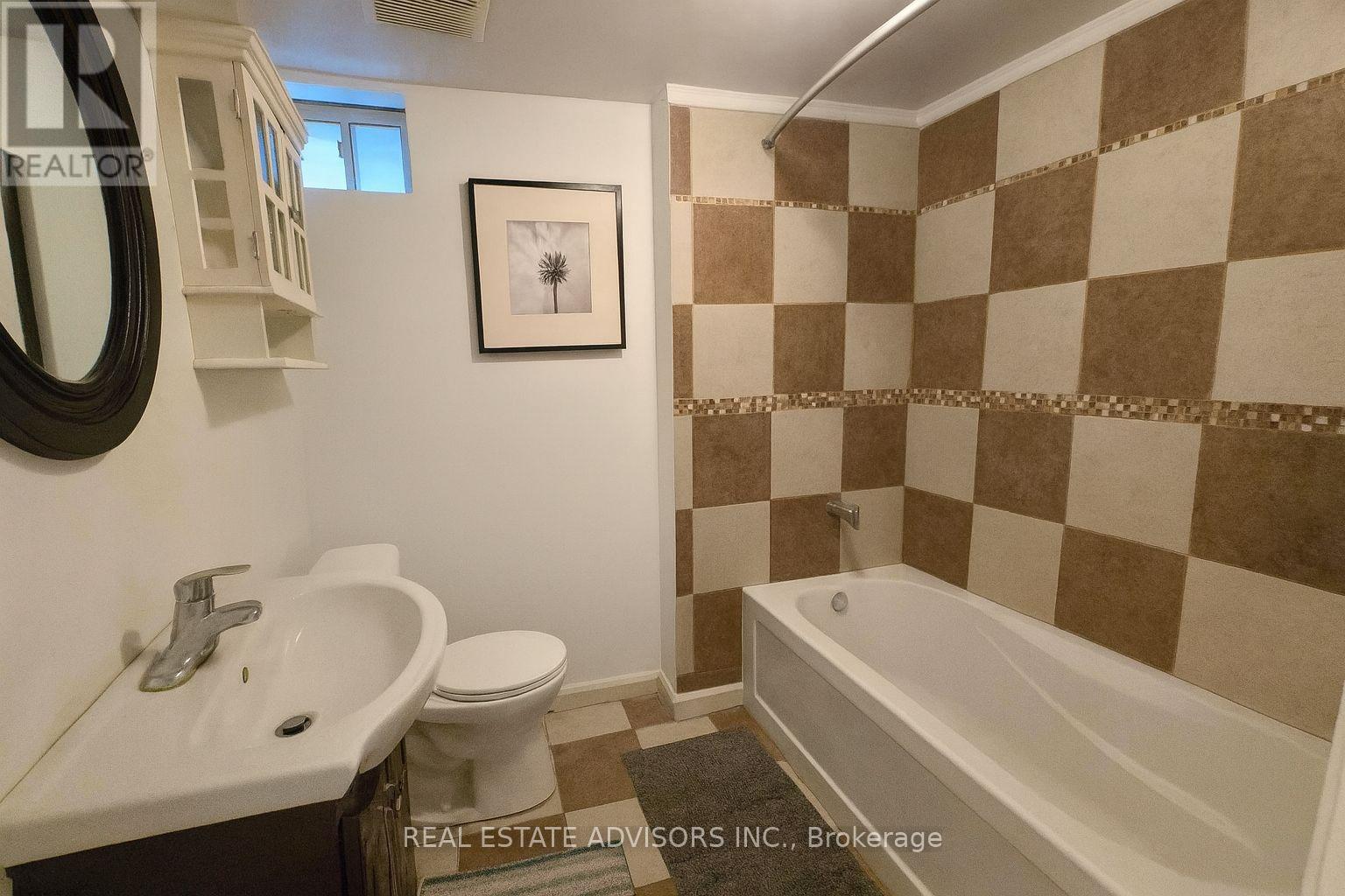 65 MONCRIEFF DRIVE - 8