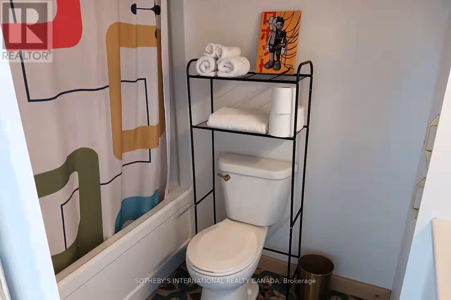 6 MOKI BAY — photo 23