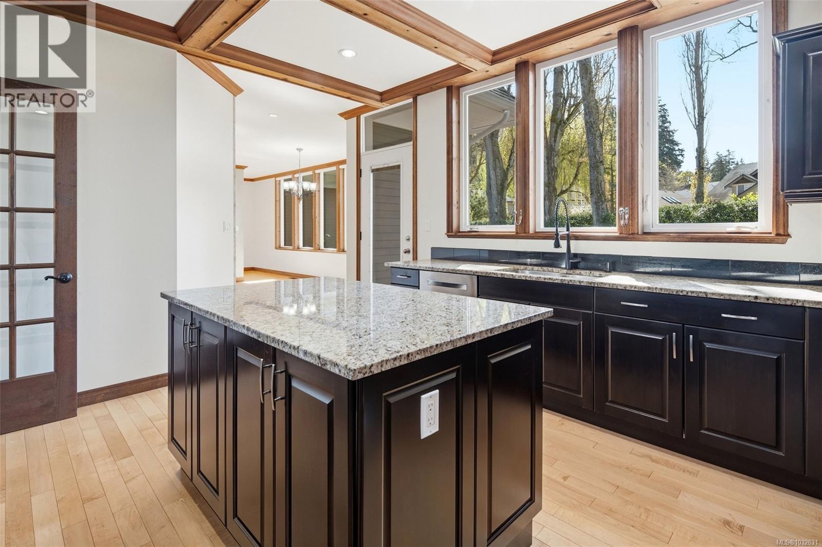 1174 South Valley Pl - 6