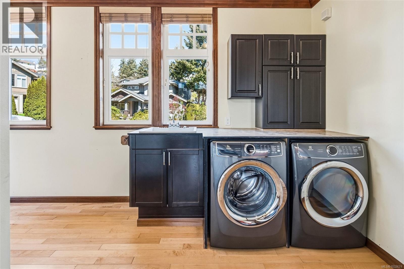 1174 South Valley Pl - 32