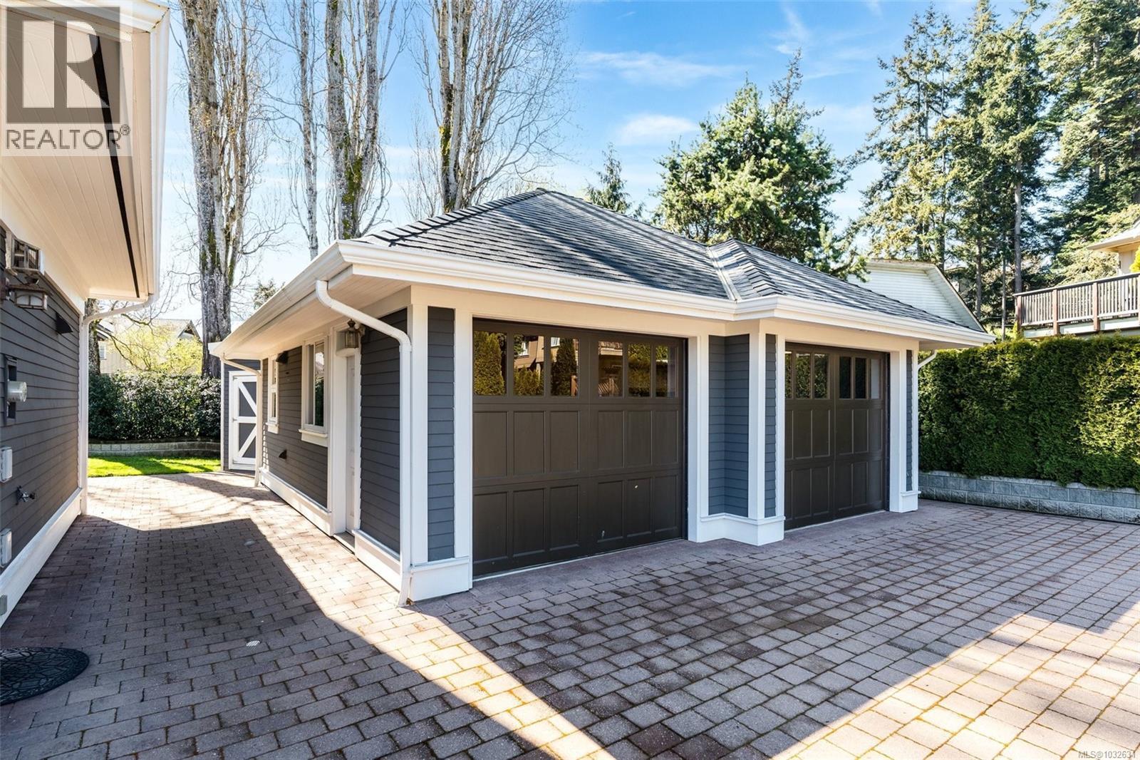 1174 South Valley Pl - 43