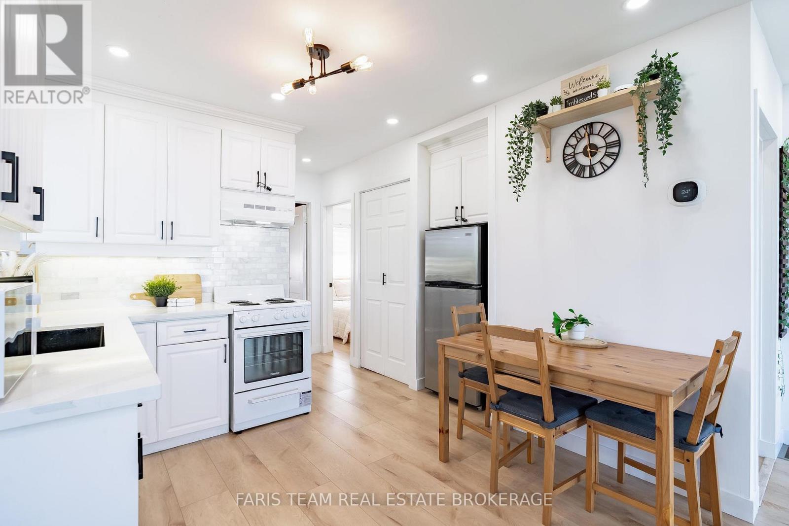 2305 CRYSTAL BEACH ROAD - 12