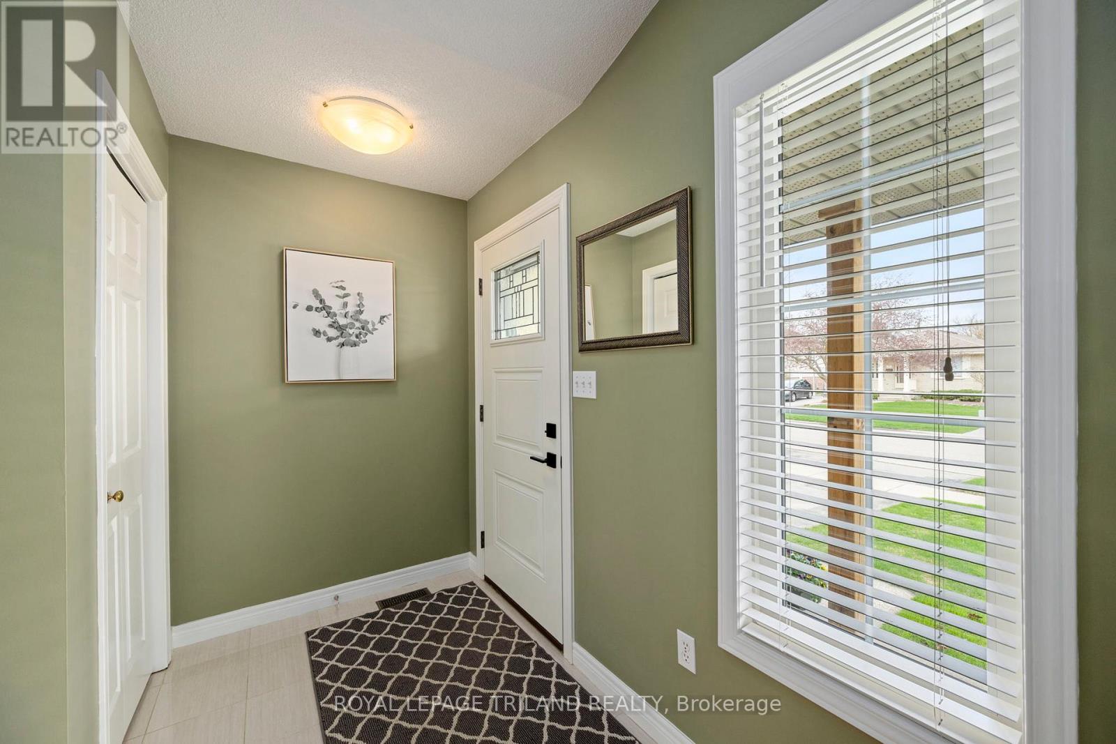 24 SIFTON DRIVE Property Photo