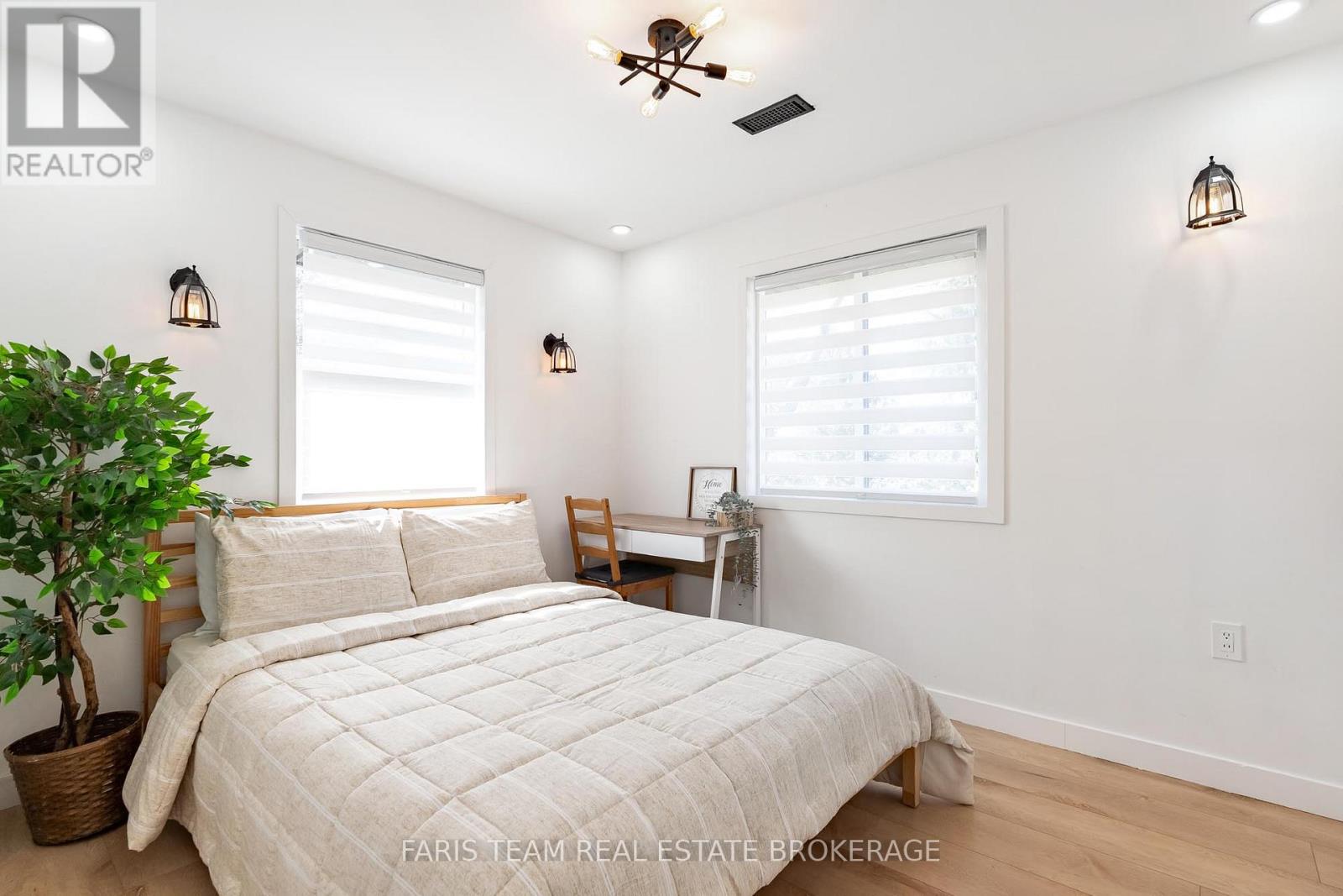 2305 CRYSTAL BEACH ROAD - 23