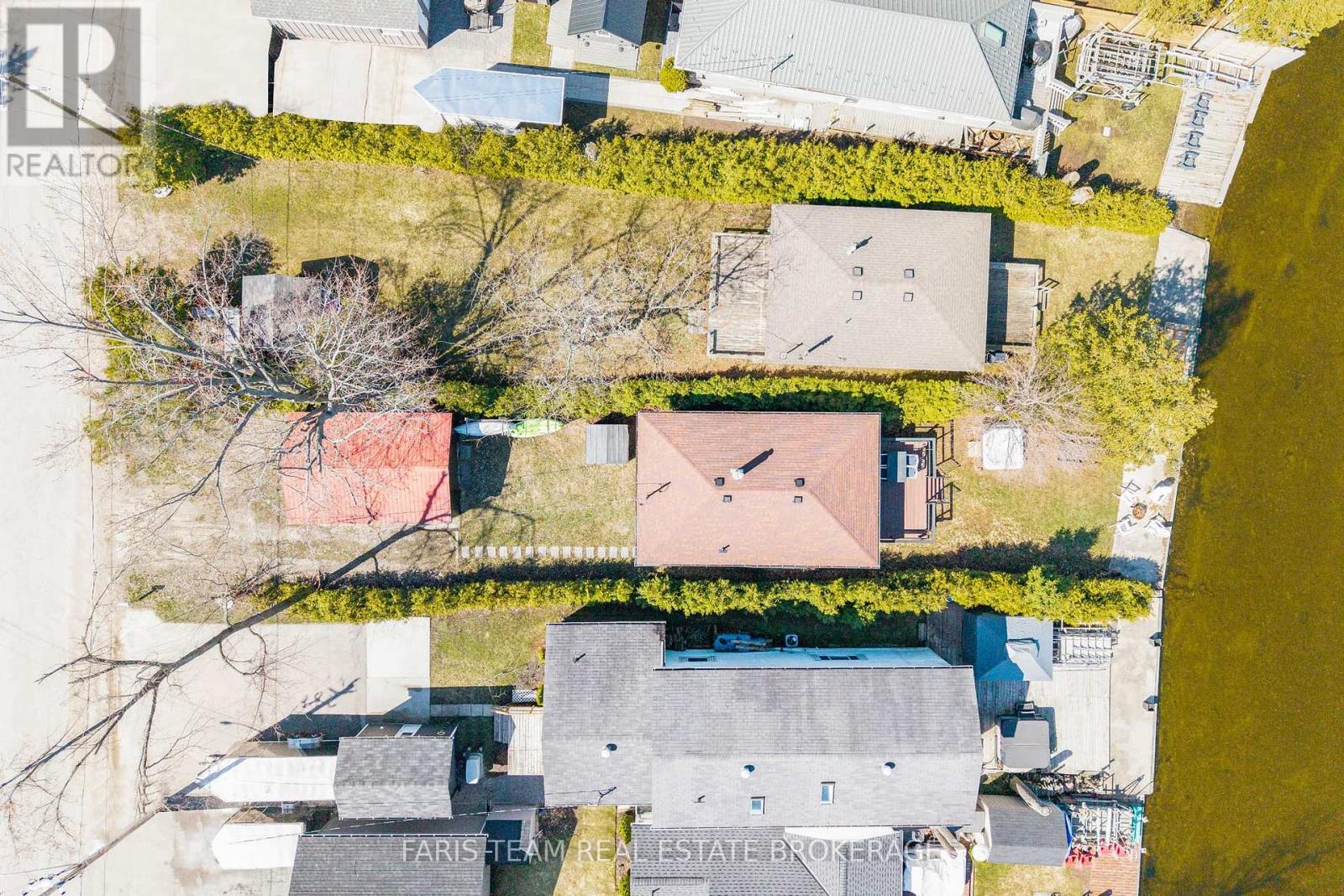 2305 CRYSTAL BEACH ROAD - 40