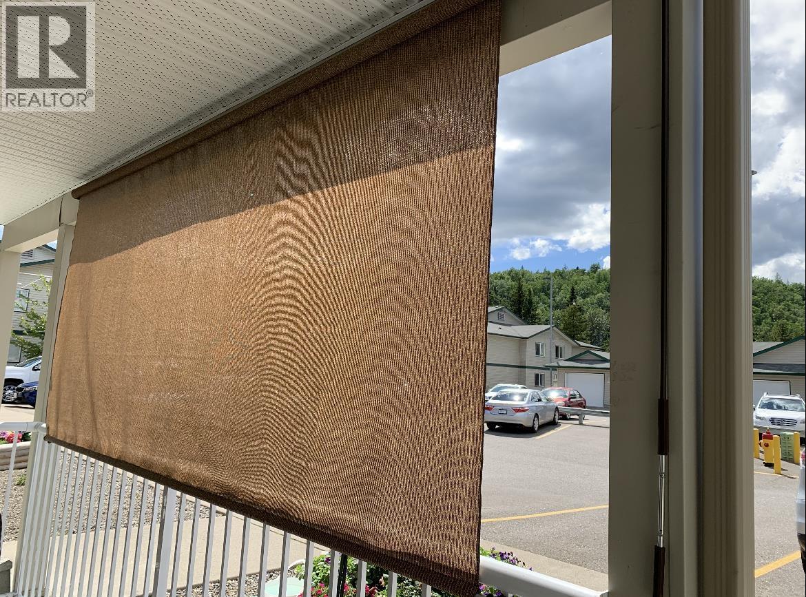 #104 2908 HOPKINS ROAD - 19