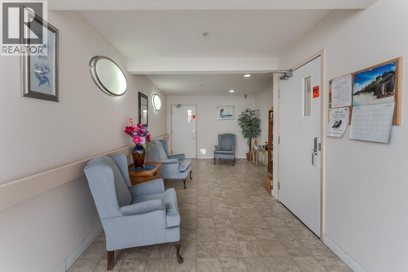 #104 2908 HOPKINS ROAD - 22