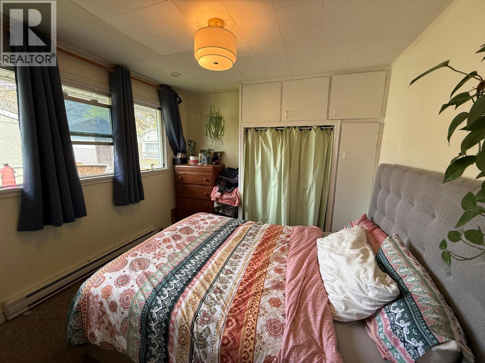 13602 SPENCER Avenue, Summerland