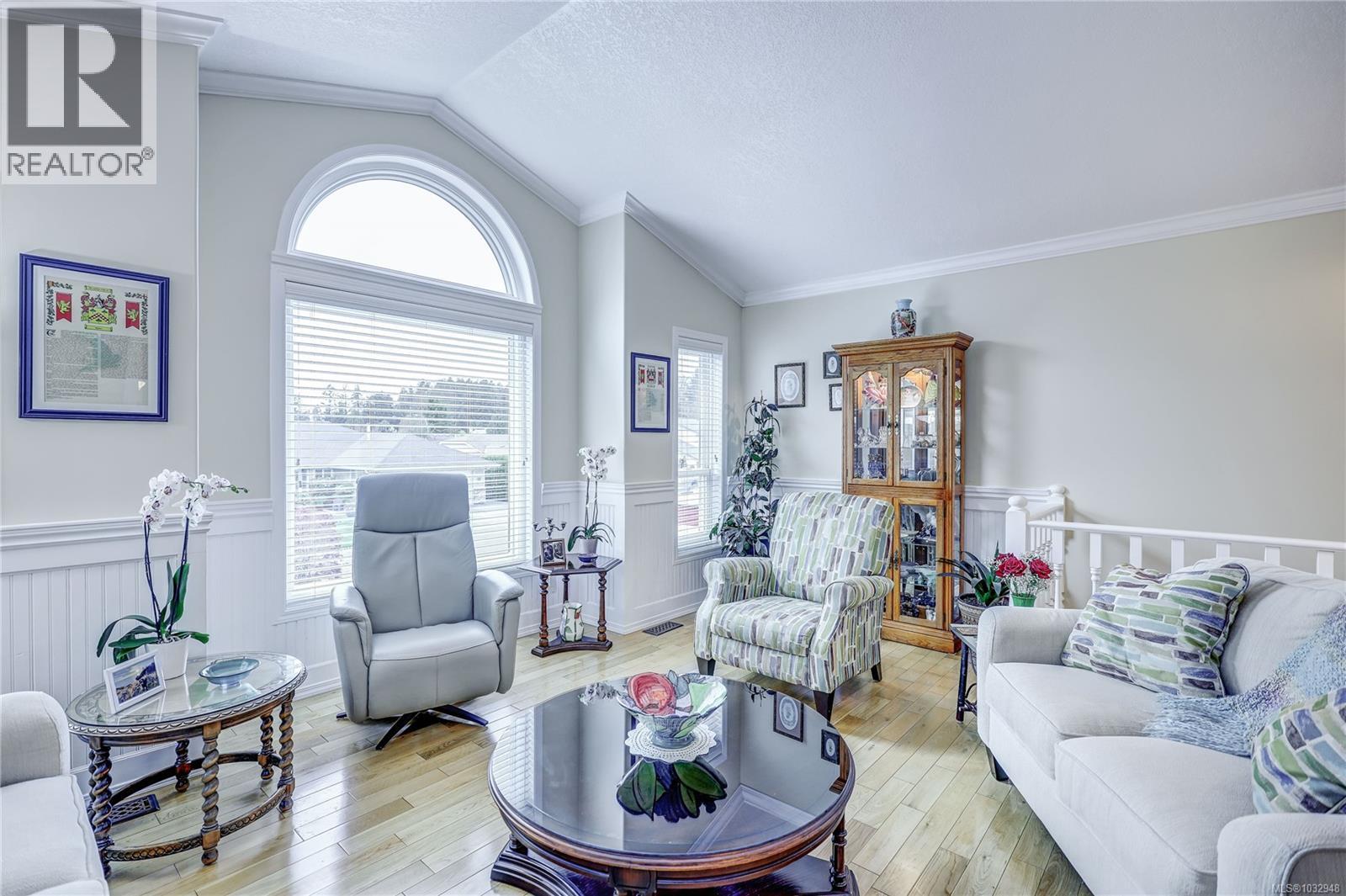 5954 Monashee Way - 12